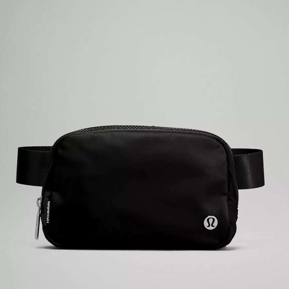 Lululemon belt bag
